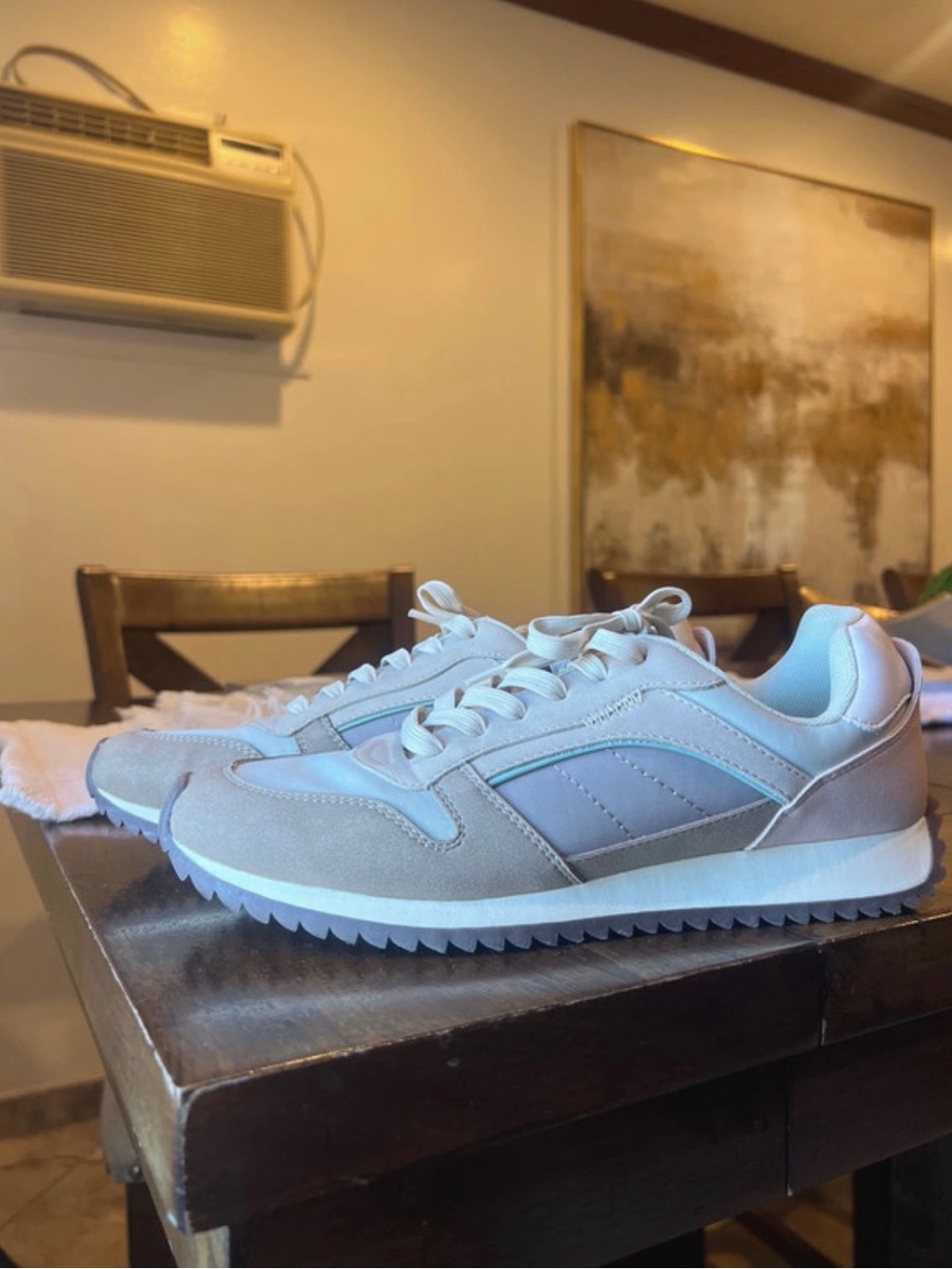 Steve Madden Light Gray and White Retro Runner Sneakers